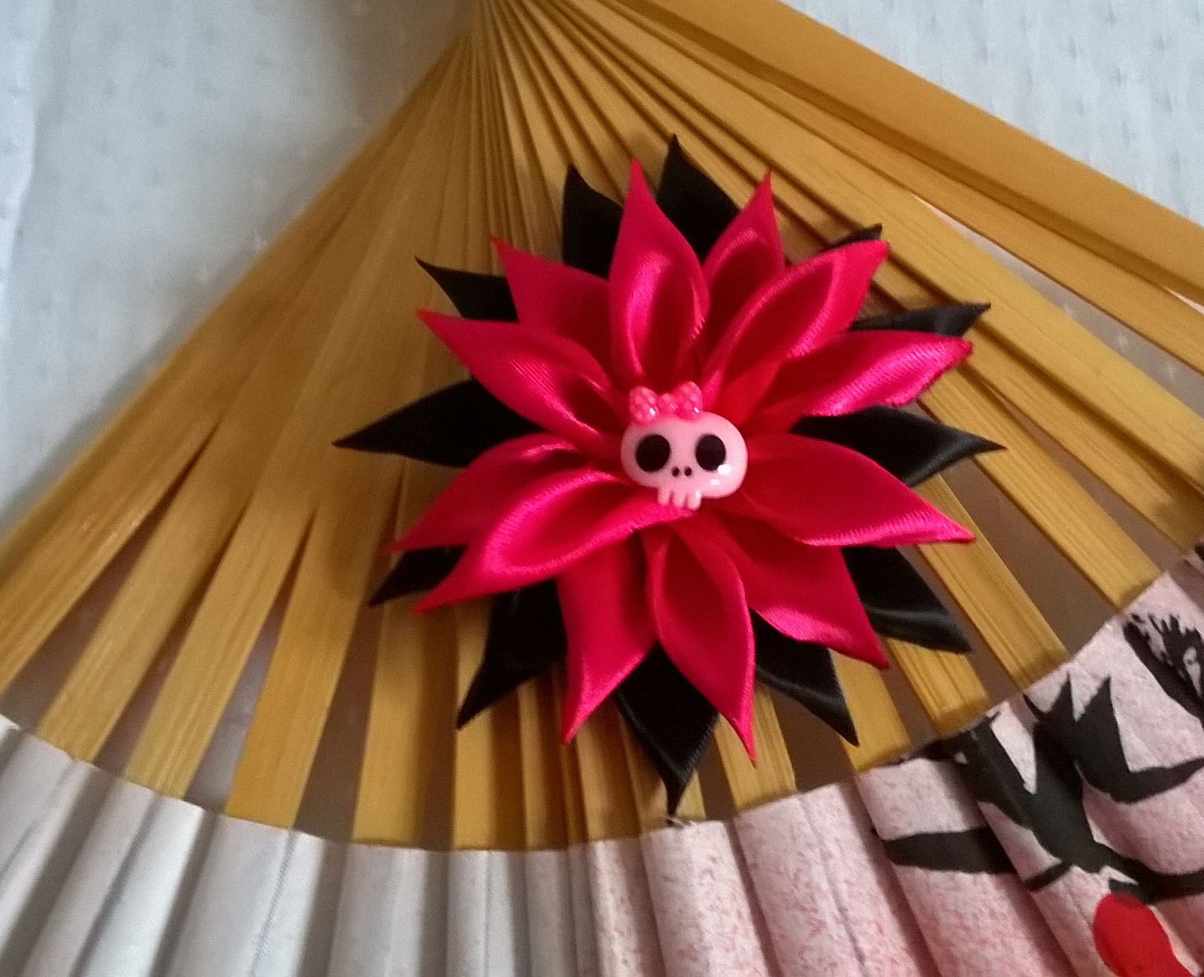 Čelenka květ monster high