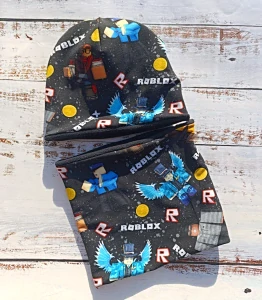 Čepice roblox IV