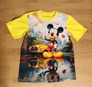 Triko mickey s autem
