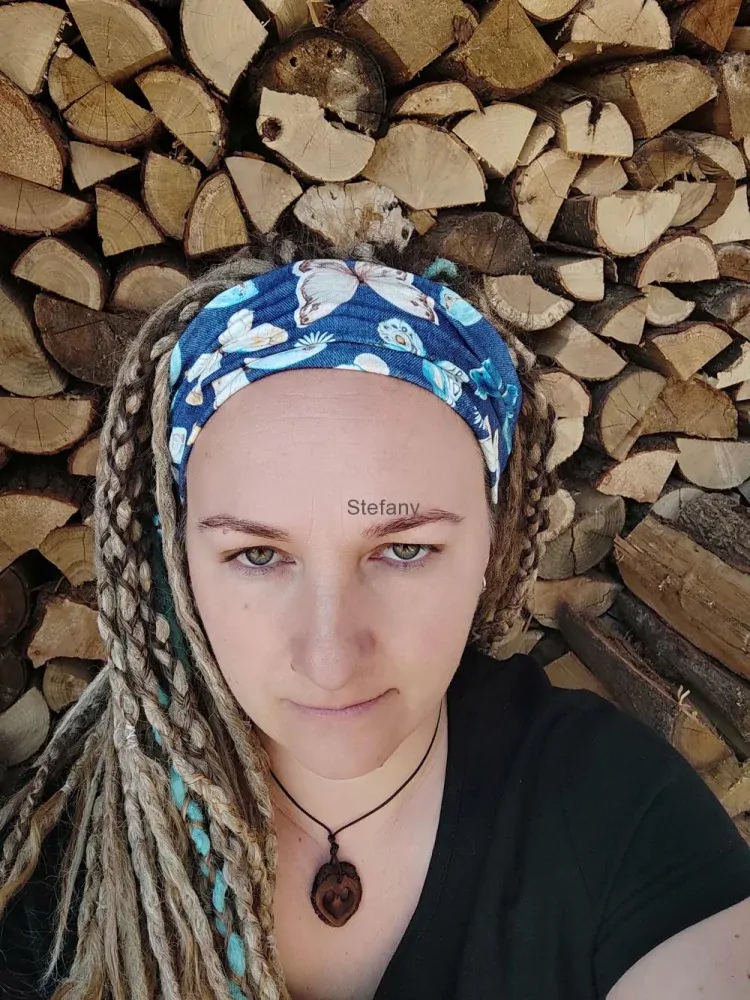 Čelenka motýlci