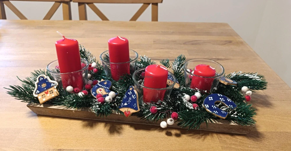 Adventní tác modrotisk