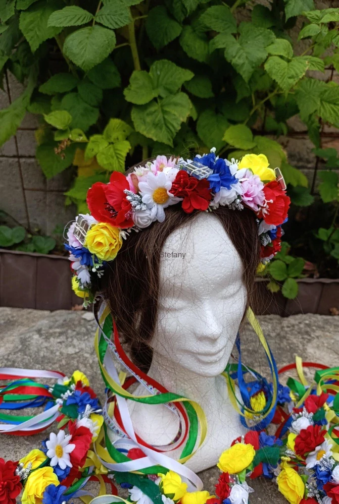 Věneček bohatý folklórní