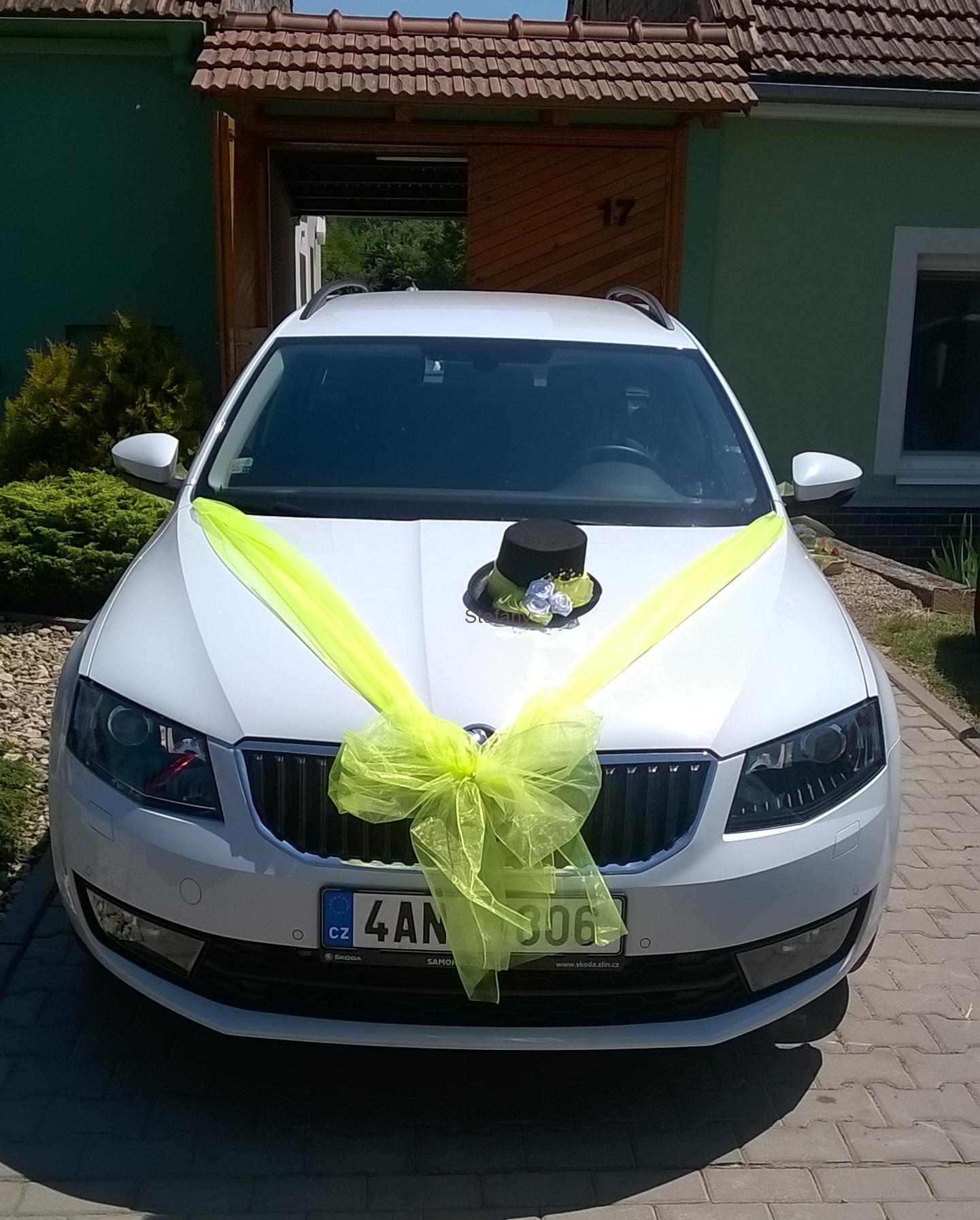 Cylindr na auto ženicha