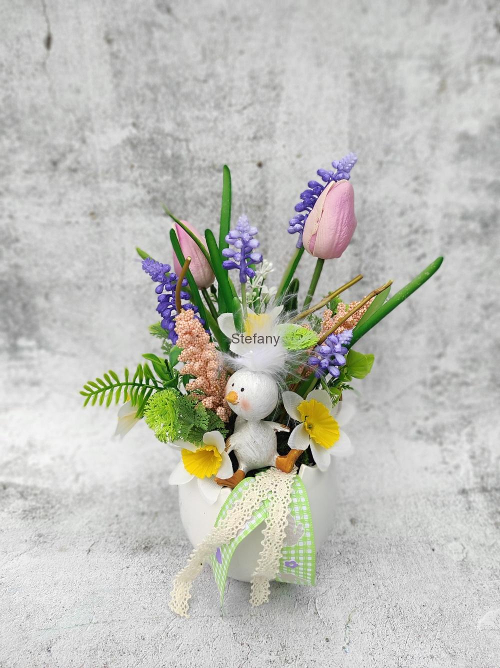 Jarní skořápka zajíček/kuřátko