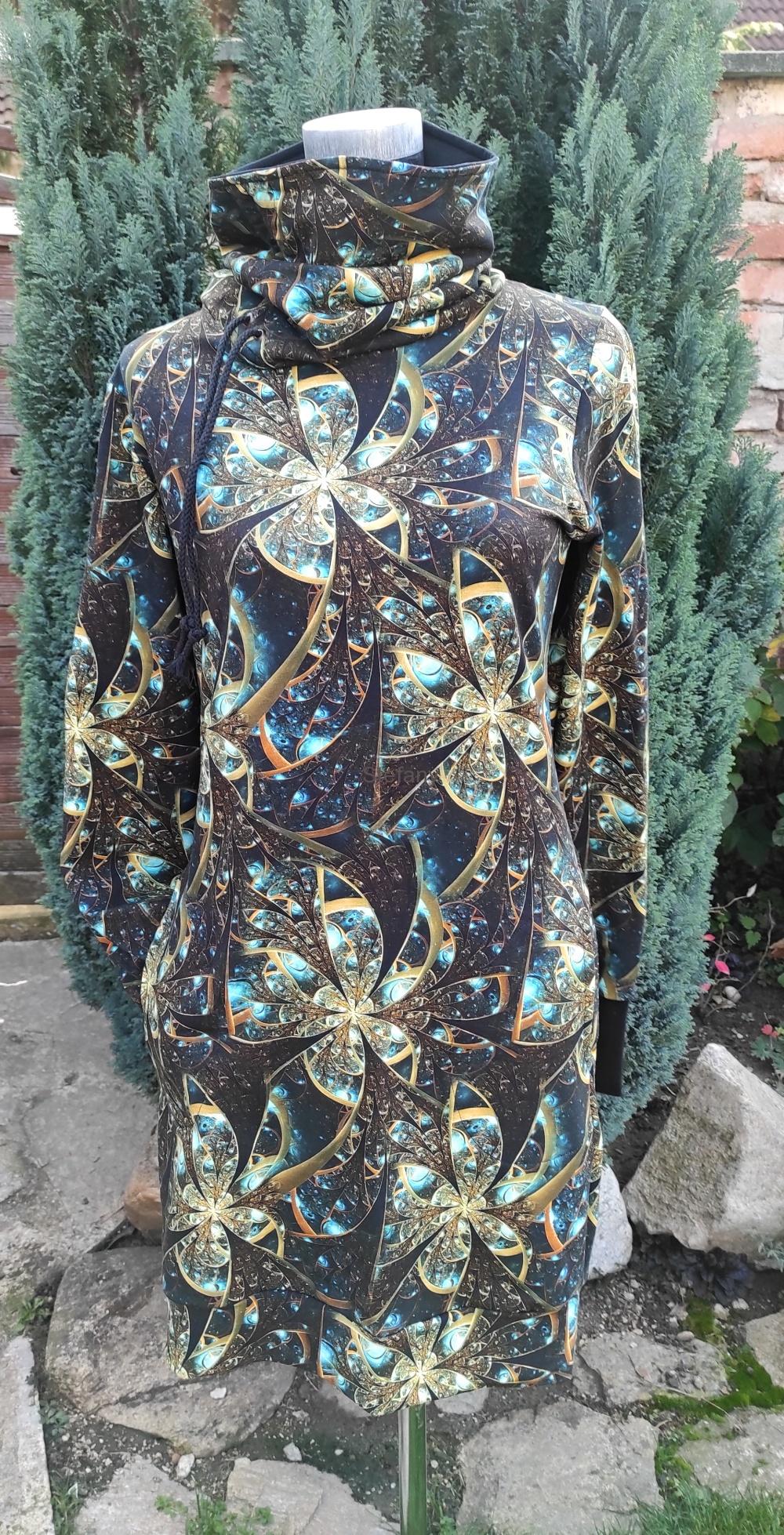 Mikino šaty tvary II